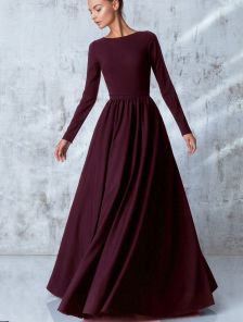 Нарядное класическое платье в пол насыщенного бордового цвета