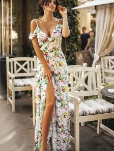 Нежное и невероятно женственное платье в цветы
