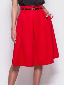 Элегантная юбка-клеш красного цвета