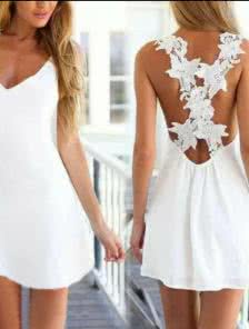 Милое белое платье-туника с красивой спинкой